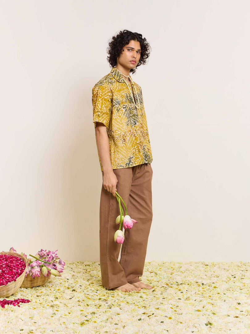 shirt yellow