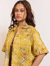 shirt yellow